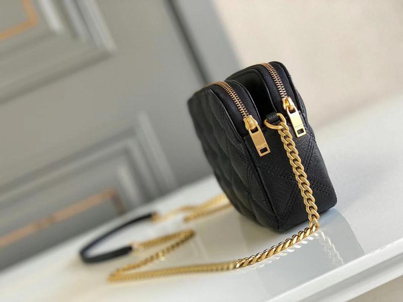 Yves Saint Laurent - Bags 
