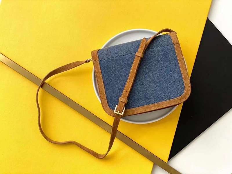 Yves Saint Laurent - Bags 
