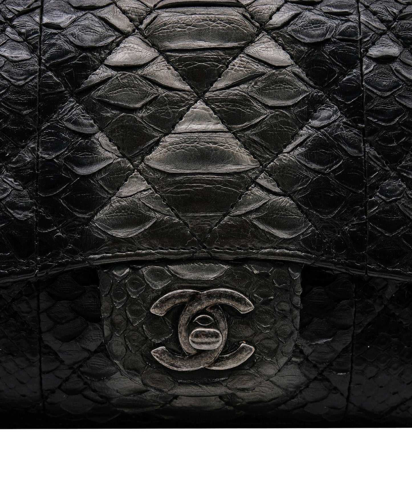 Chanel Shoulder Bag - Almora Bags