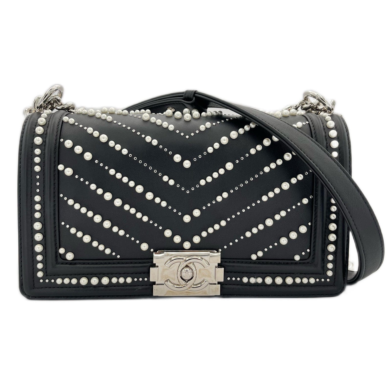 Chanel Shoulder Bag - Almora Bags