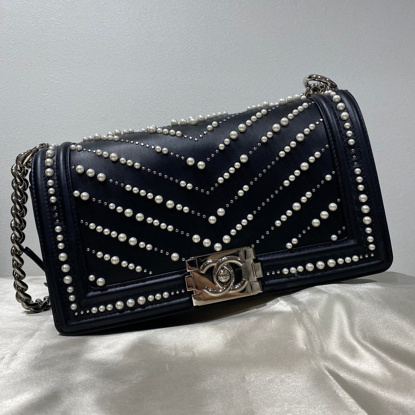 Chanel Shoulder Bag - Almora Bags