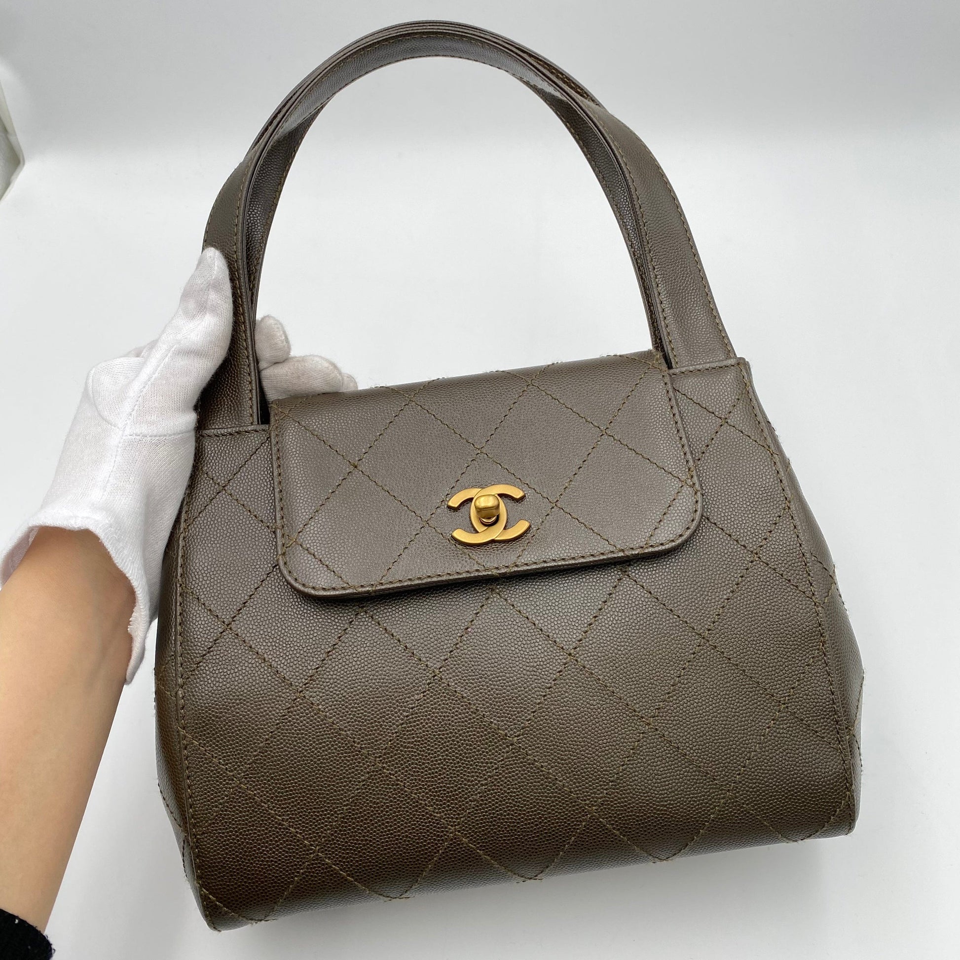 Chanel Shoulder Bag - Almora Bags