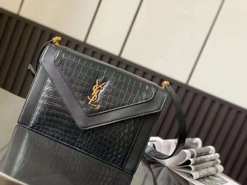 Yves Saint Laurent - Bags 