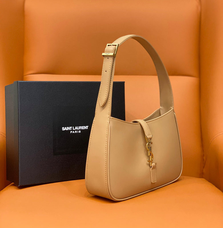 Yves Saint Laurent - Bags