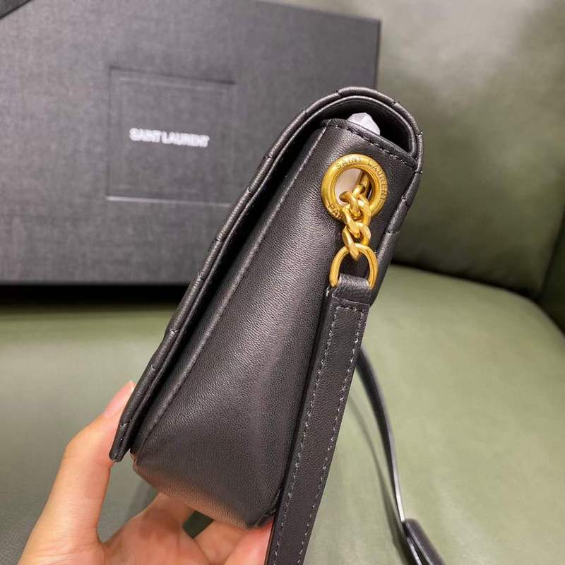 Yves Saint Laurent - Bags 