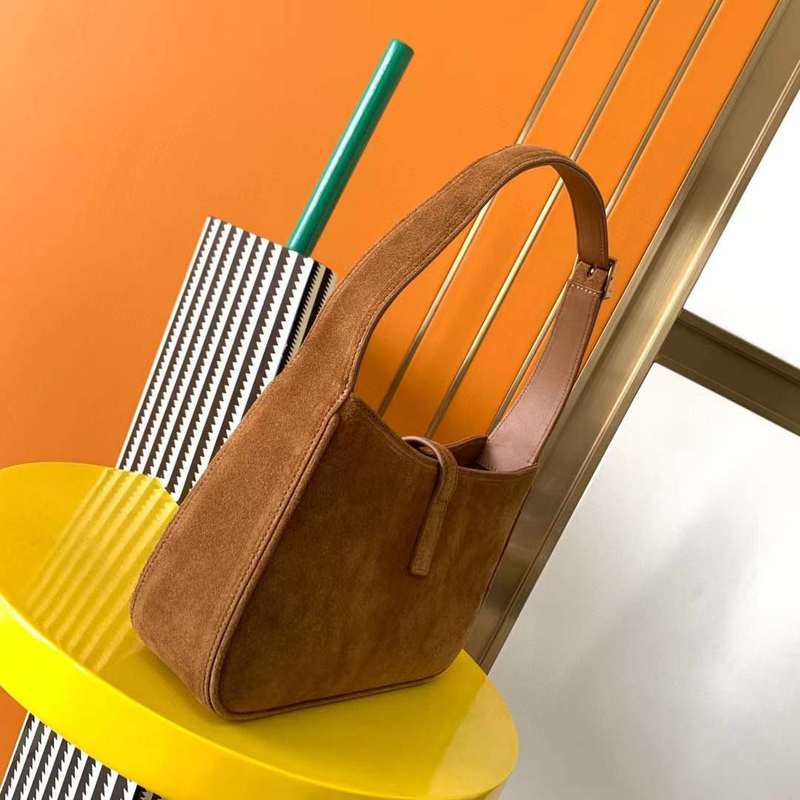 Yves Saint Laurent - Bags 