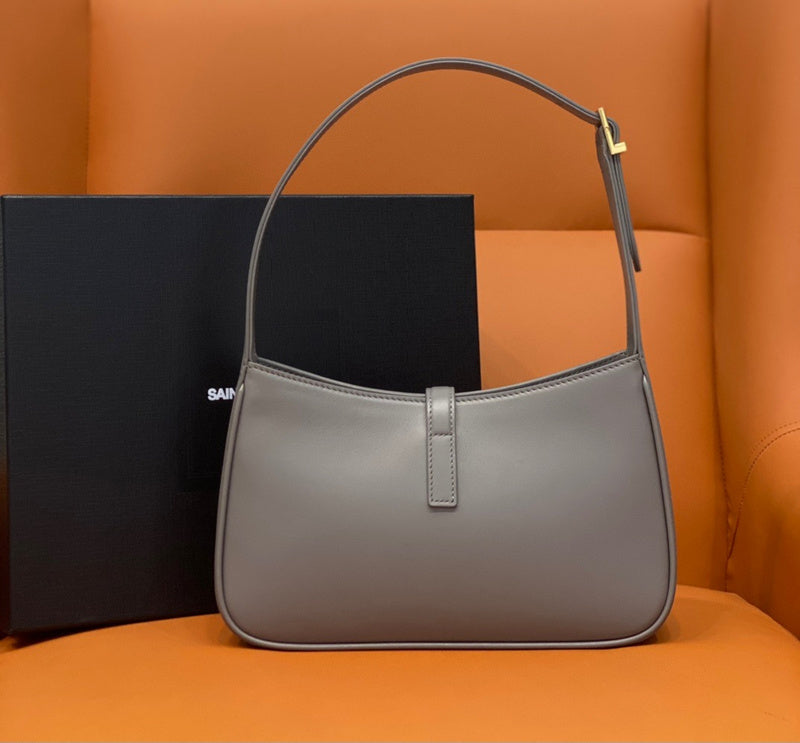 Yves Saint Laurent - Bags