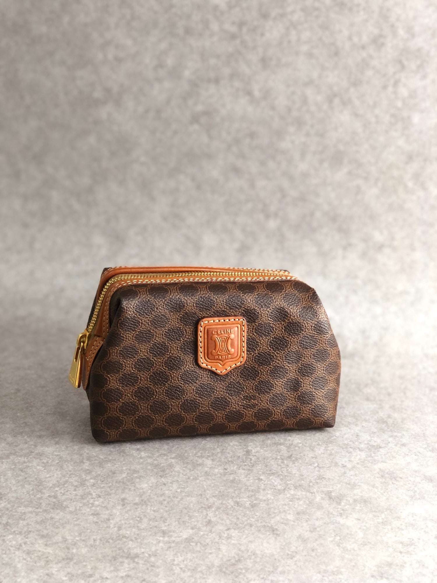 CELINE Pouch Brown
