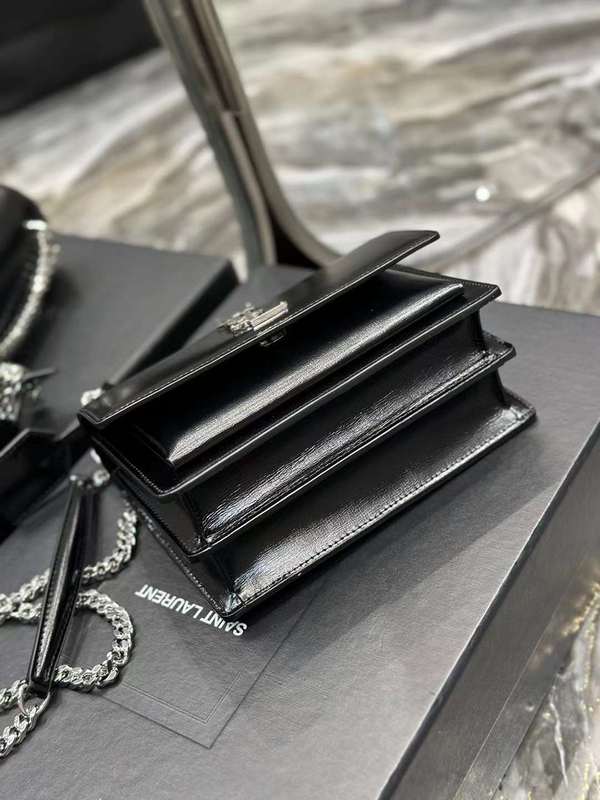 Yves Saint Laurent - Bags 