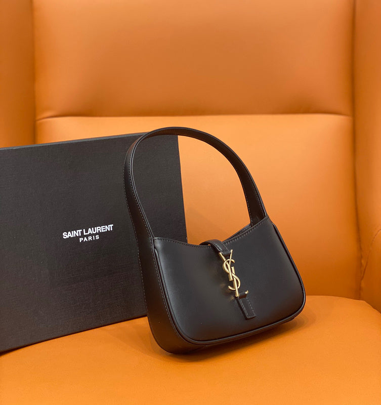Yves Saint Laurent - Bags