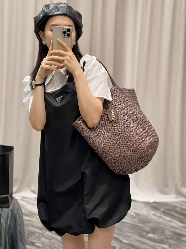 Yves Saint Laurent - Bags 