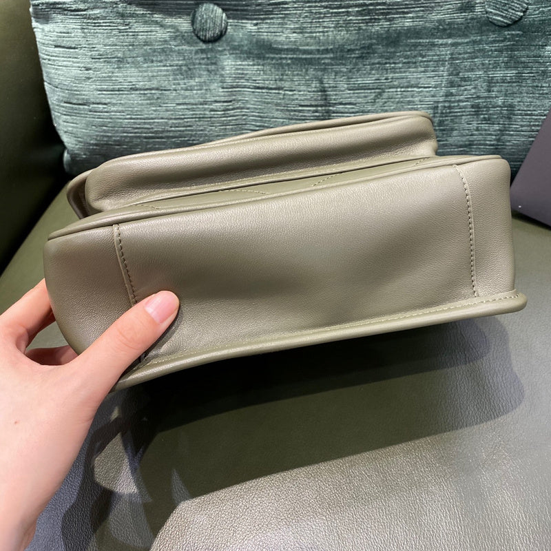 Yves Saint Laurent - Bags 