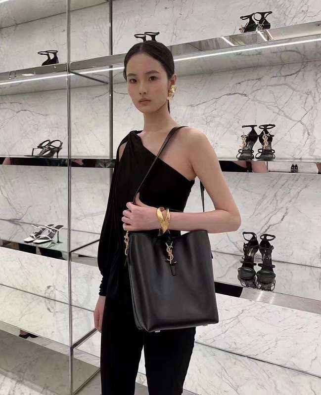 Yves Saint Laurent - Bags 