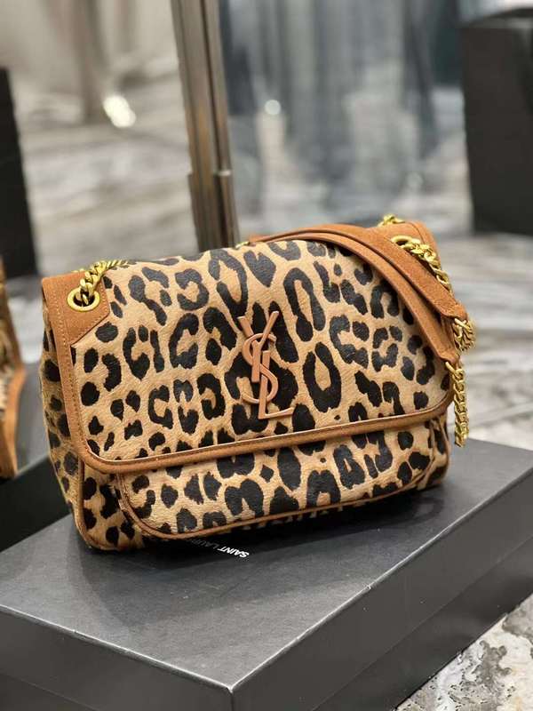 Yves Saint Laurent - Bags 
