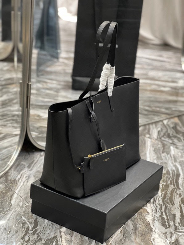 Yves Saint Laurent - Bags