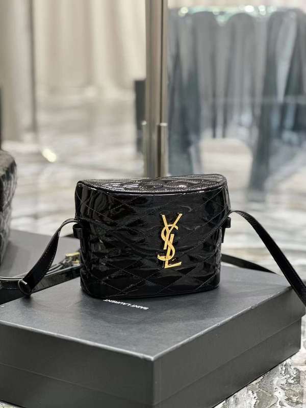 Yves Saint Laurent - Bags 