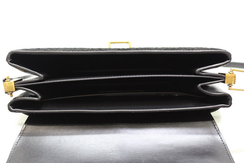 Yves Saint Laurent - Bags