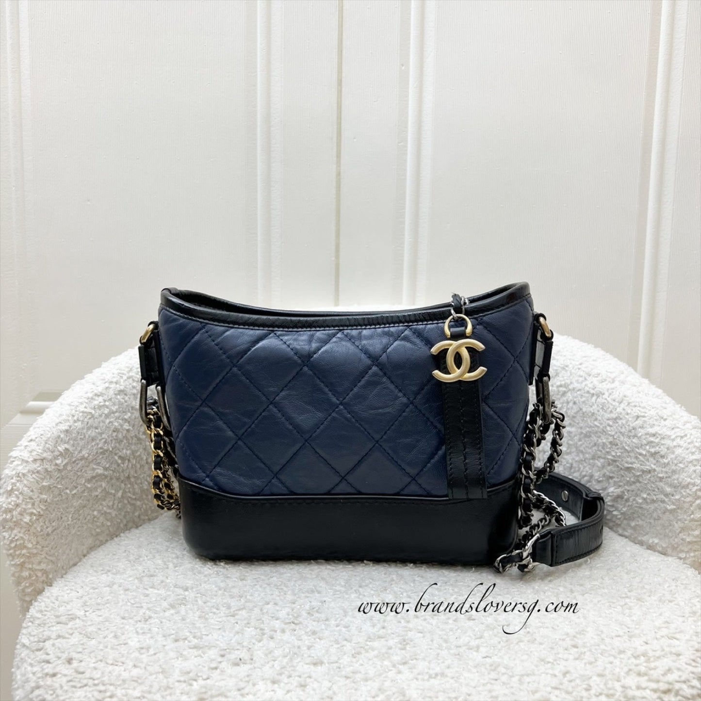 Chanel Small Gabrielle Hobo in Navy Distressed Calfskin, Black Base and 3 Tone HW (Model: A91810) Shoulder Bag