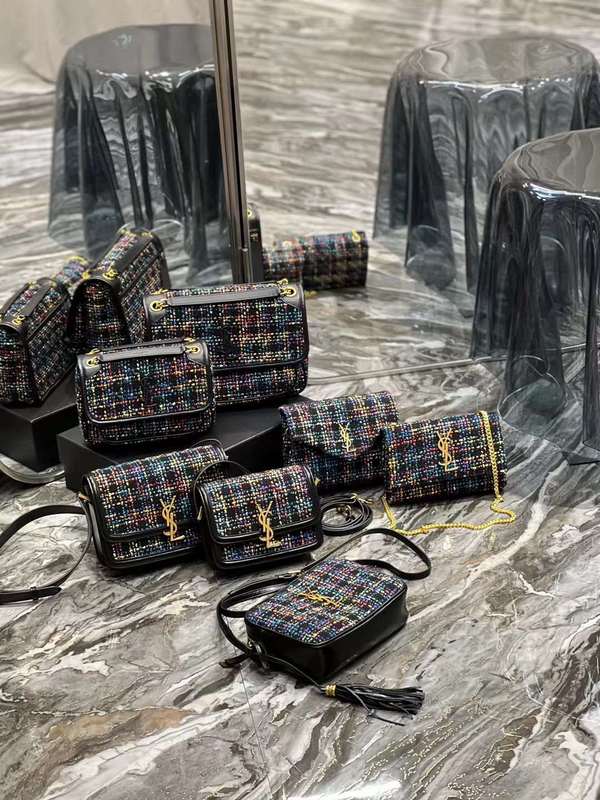 Yves Saint Laurent - Bags 