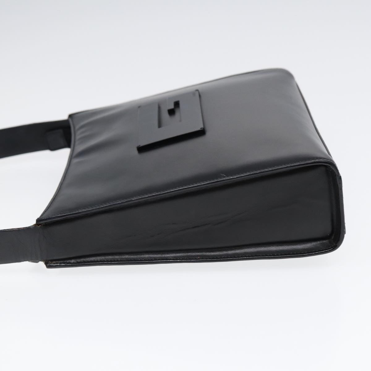 Gucci Leather Shoulder Bag
