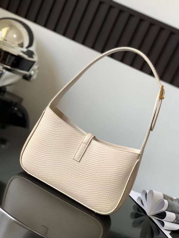 Yves Saint Laurent - Bags 