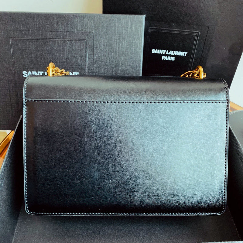 Yves Saint Laurent - Bags 