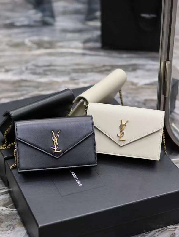 Yves Saint Laurent - Bags 