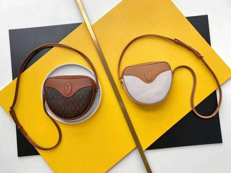 Yves Saint Laurent - Bags 