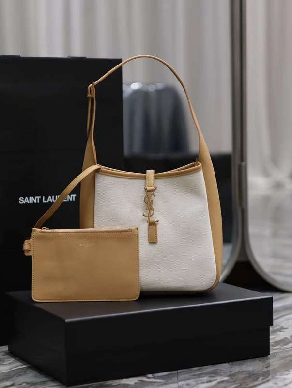 Yves Saint Laurent - Bags 