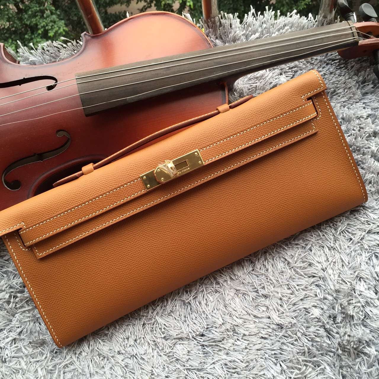 Luxury Hermes Brown Handcrafted Kelly Cut Clutch