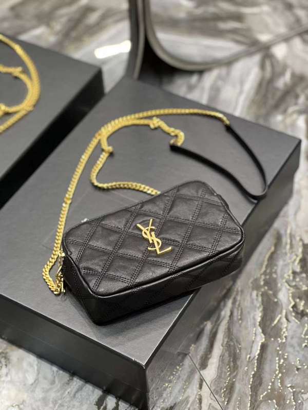 Yves Saint Laurent - Bags 