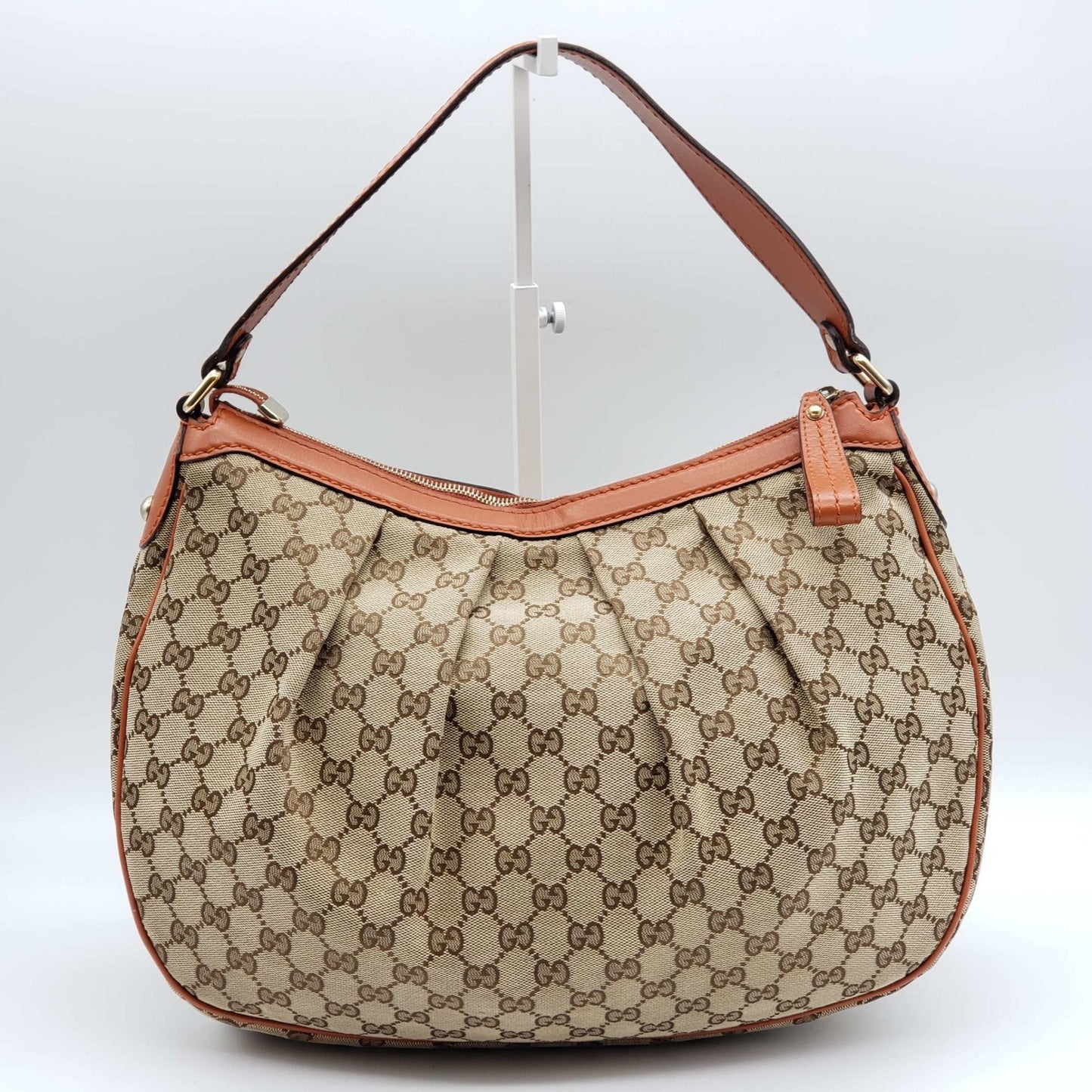 Gucci Sukey Shoulder Bag