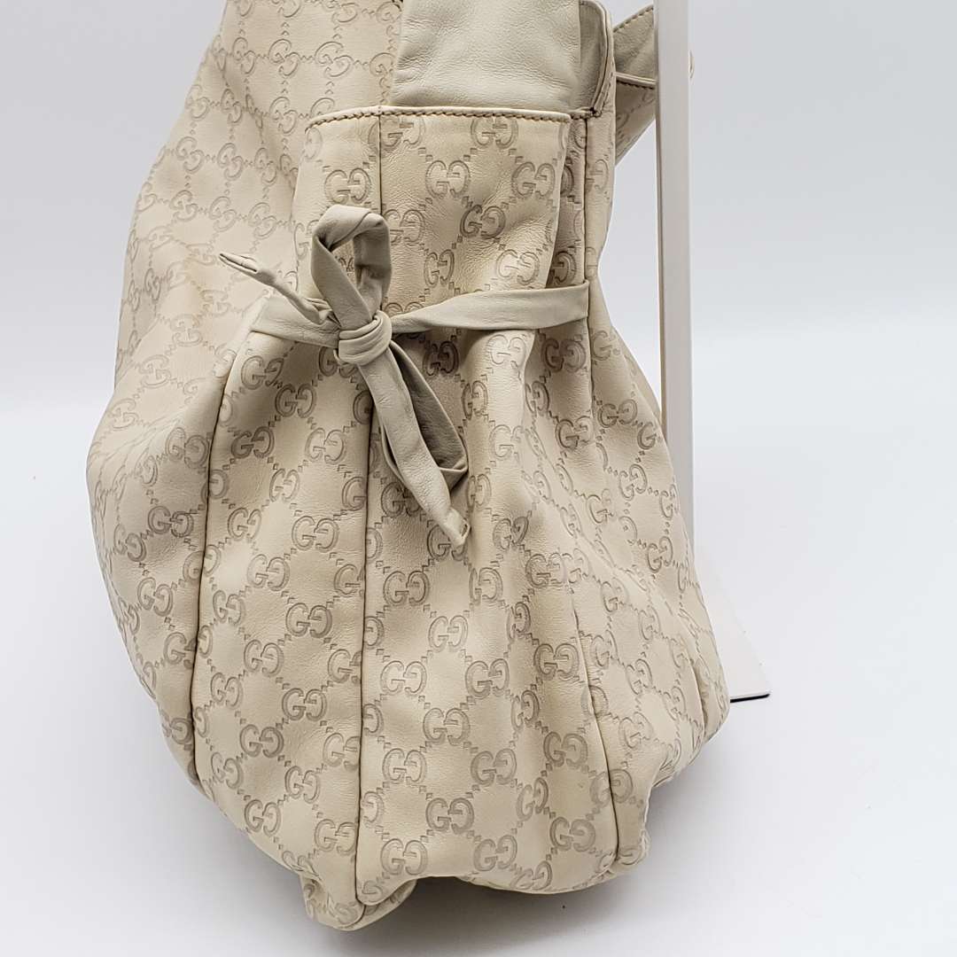 Gucci Cream Shoulder Bag
