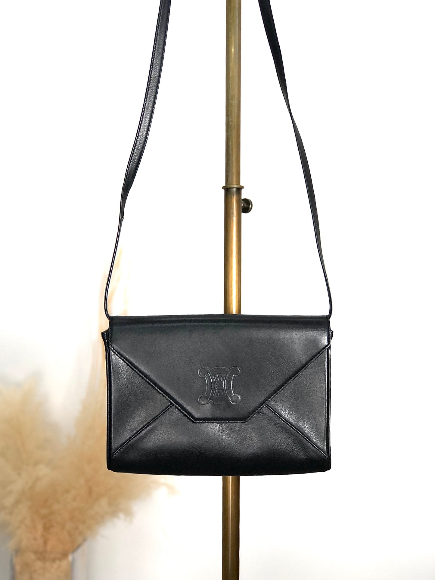 CELINE Crossbody Shoulder bag Black byue3n