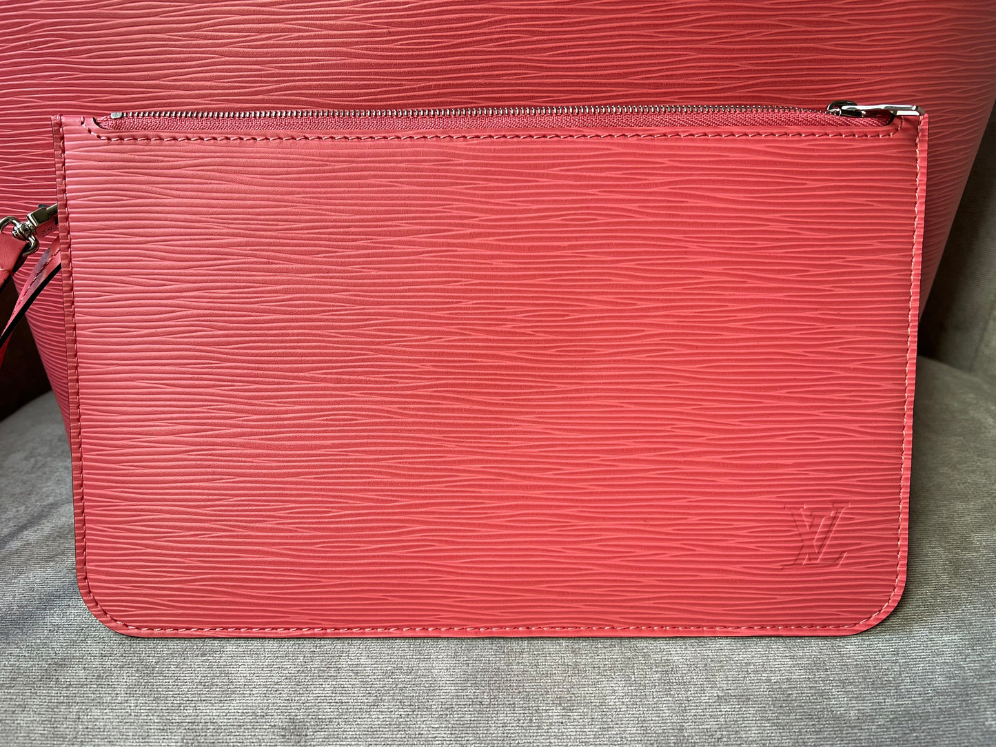 Louis Vuitton Neverfull MM Coral Epi Leather (RRP £1,740) Tote