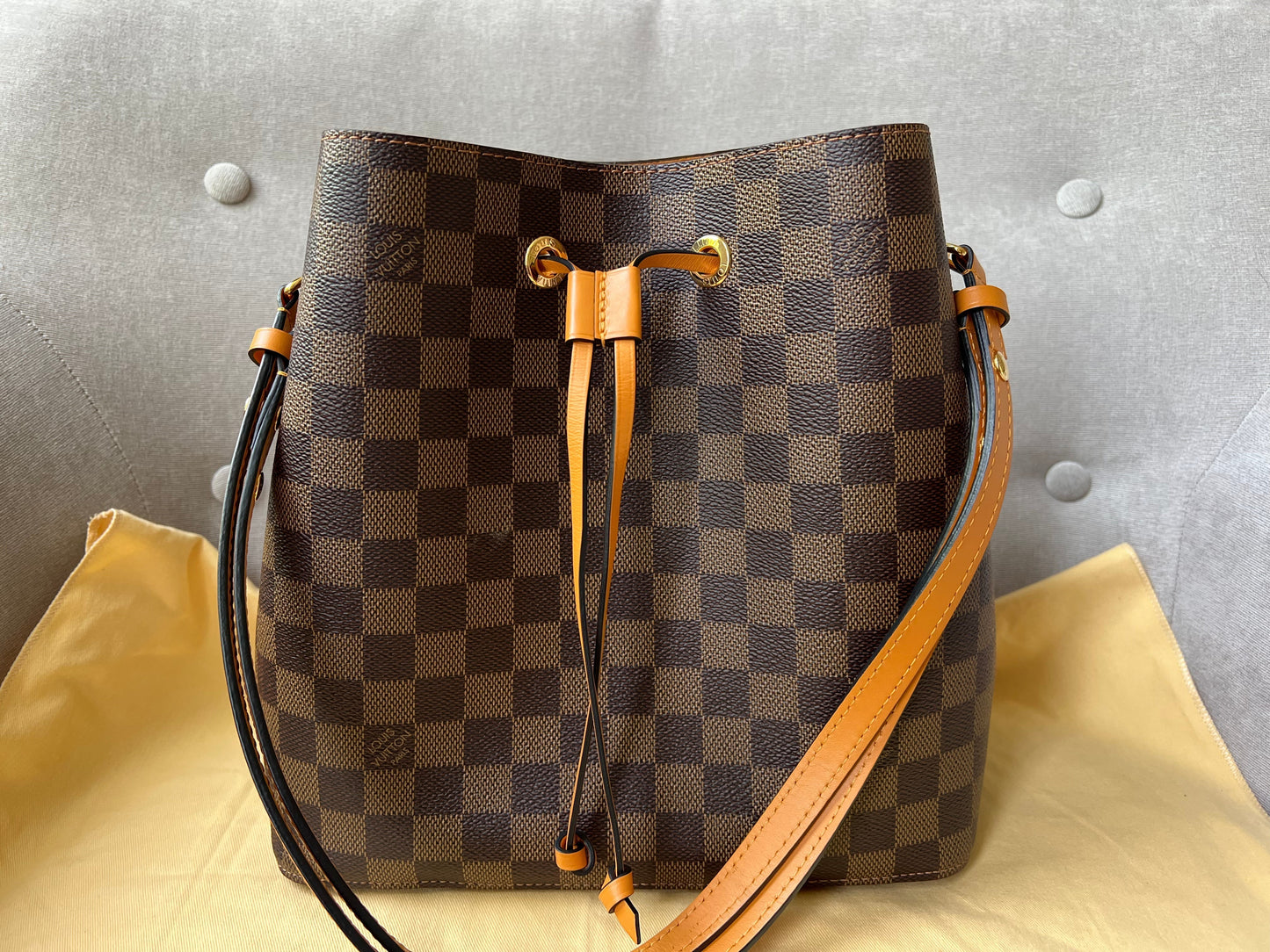 Louis Vuitton Neo Noe Damier Ebene and Safran (RRP £1,560) Handbag