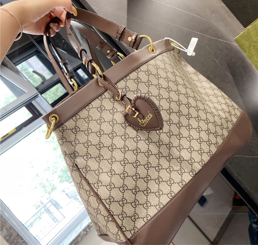 Gucci Woman Handbag Style 7