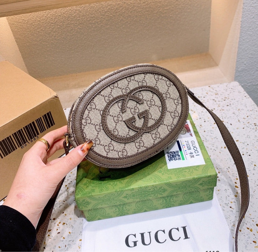 Gucci Crossbody Style 185