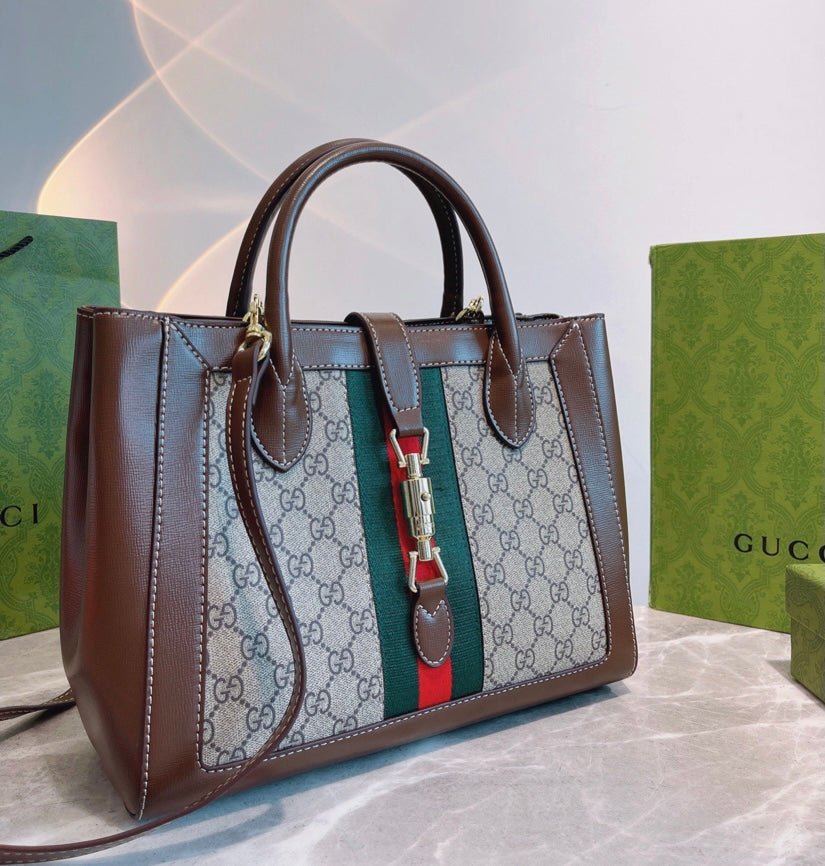Gucci Large Woman Handbag Style 1