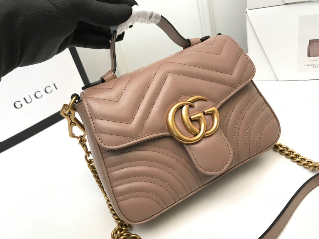 Gucci Chain Leather Shoulder Bag