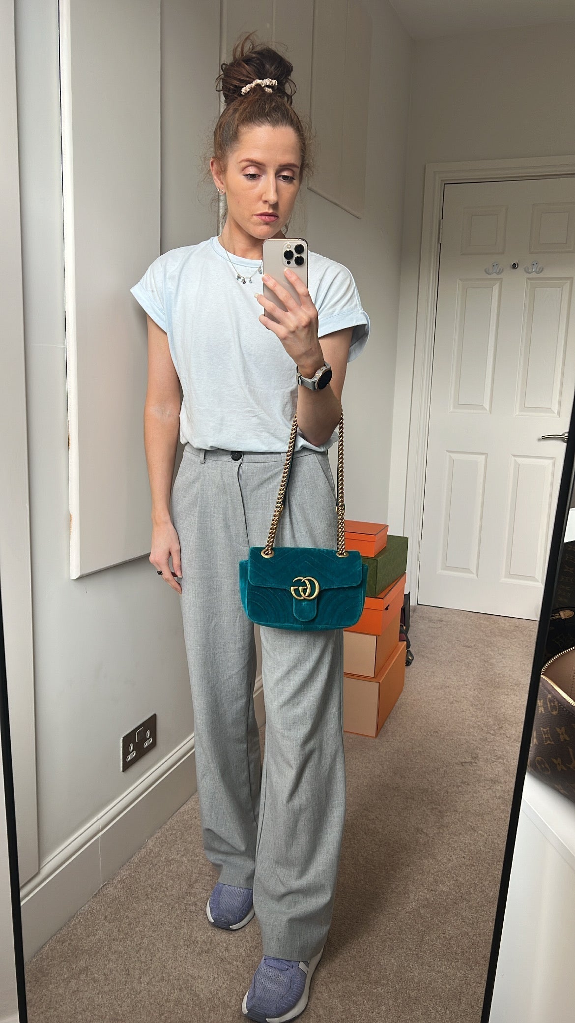 Gucci Chain Leather Shoulder Bag
