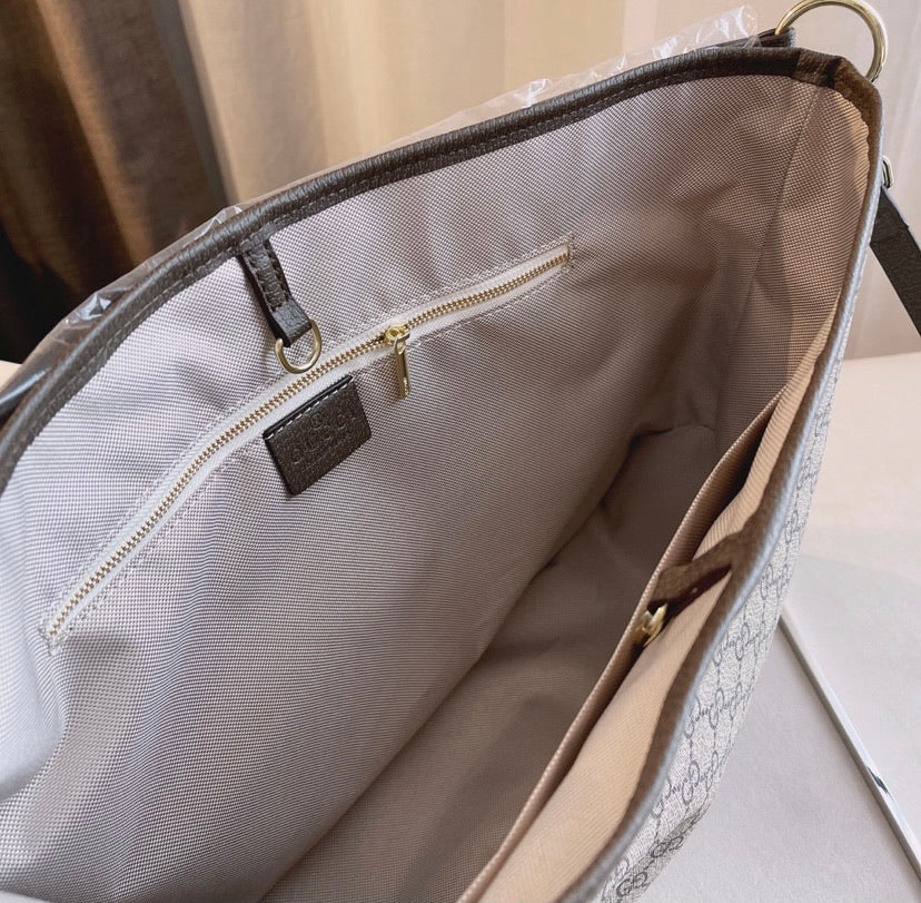 Gucci Woman Shoulder Bag Style 2