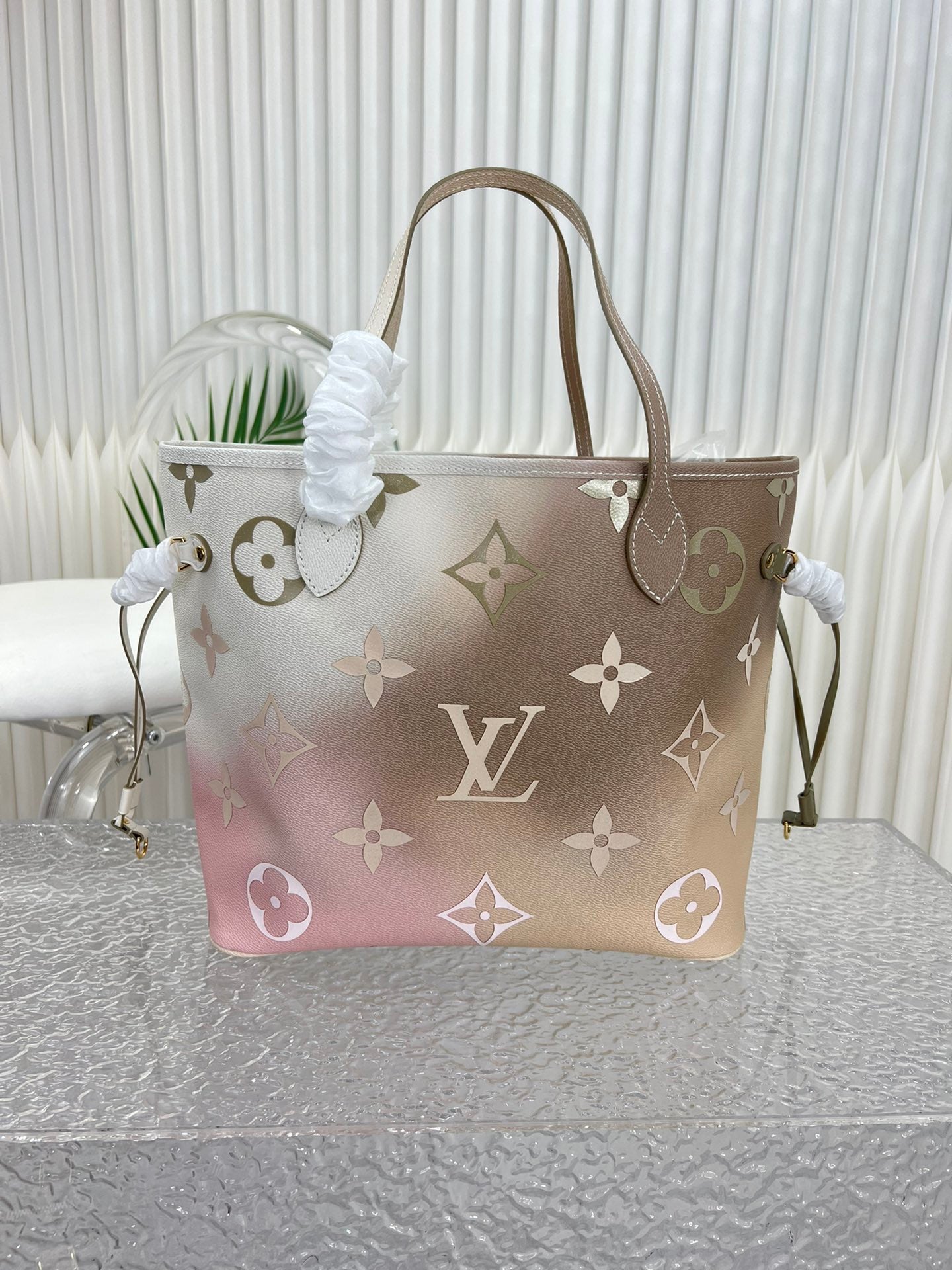Louis Vuitton Neverfull MM Tote Bag