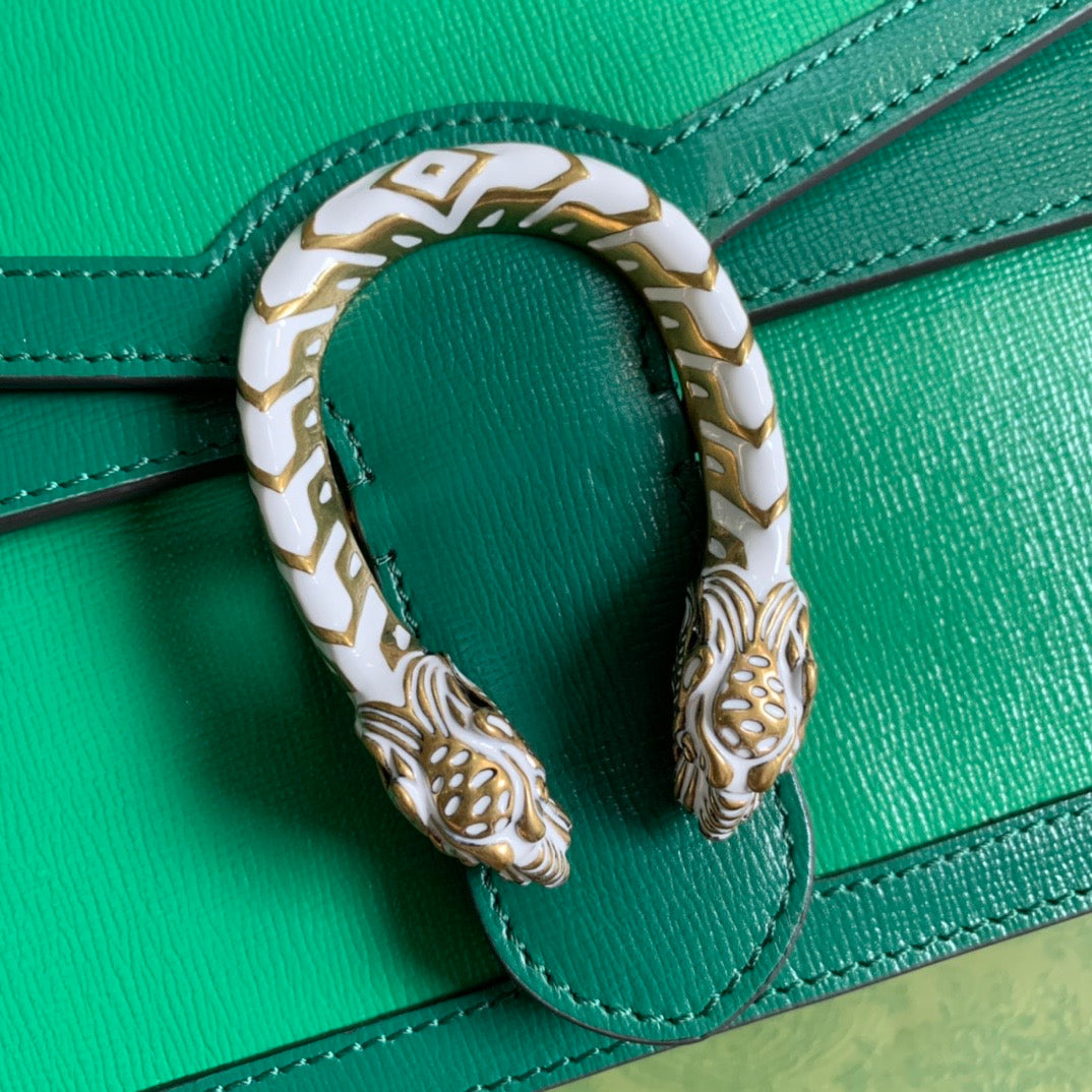 Gucci Chain Leather Shoulder Bag