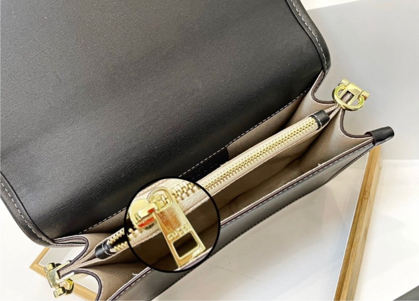 Gucci Black Shoulder Bag Style 2