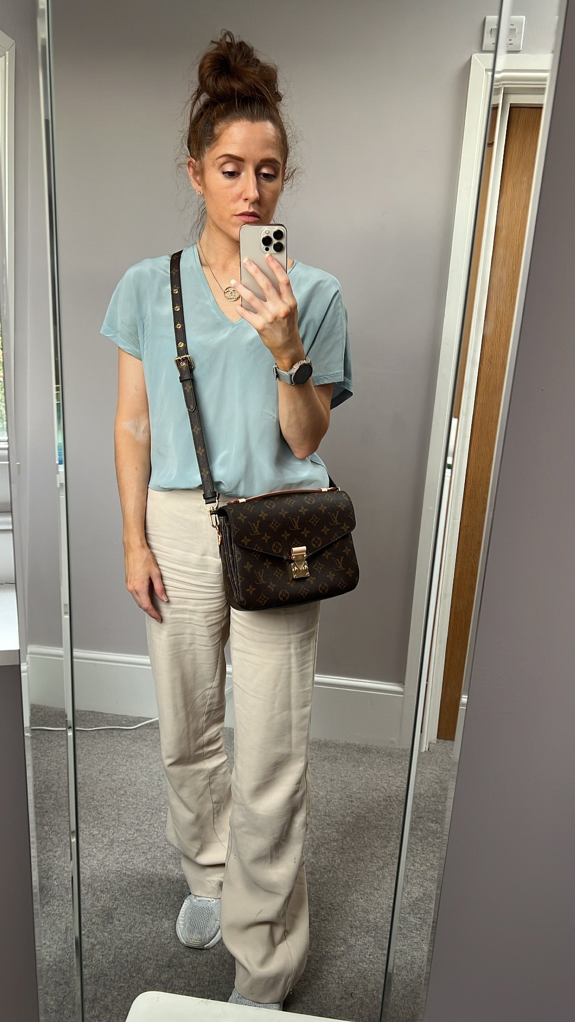 Louis Vuitton Pochette Metis Monogram (RRP £1,830) Clutch