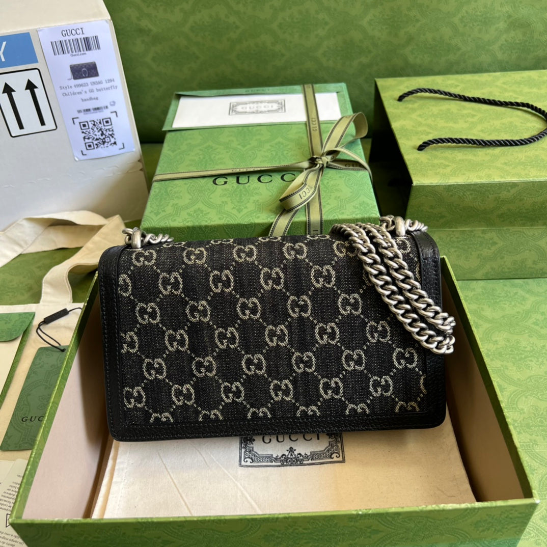 Gucci Chain Leather Shoulder Bag