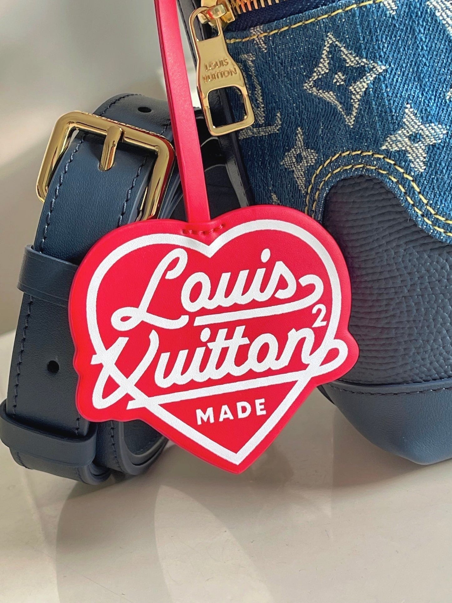 Louis Vuitton ese Cruiser Bag