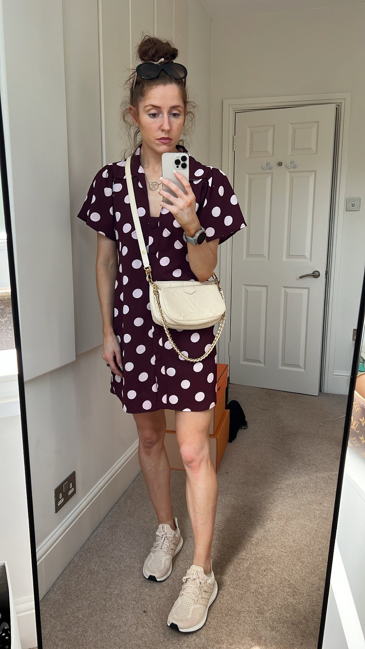 Louis Vuitton Multi Pochette Accessoires Creme Empreinte (RRP £2110) Clutch