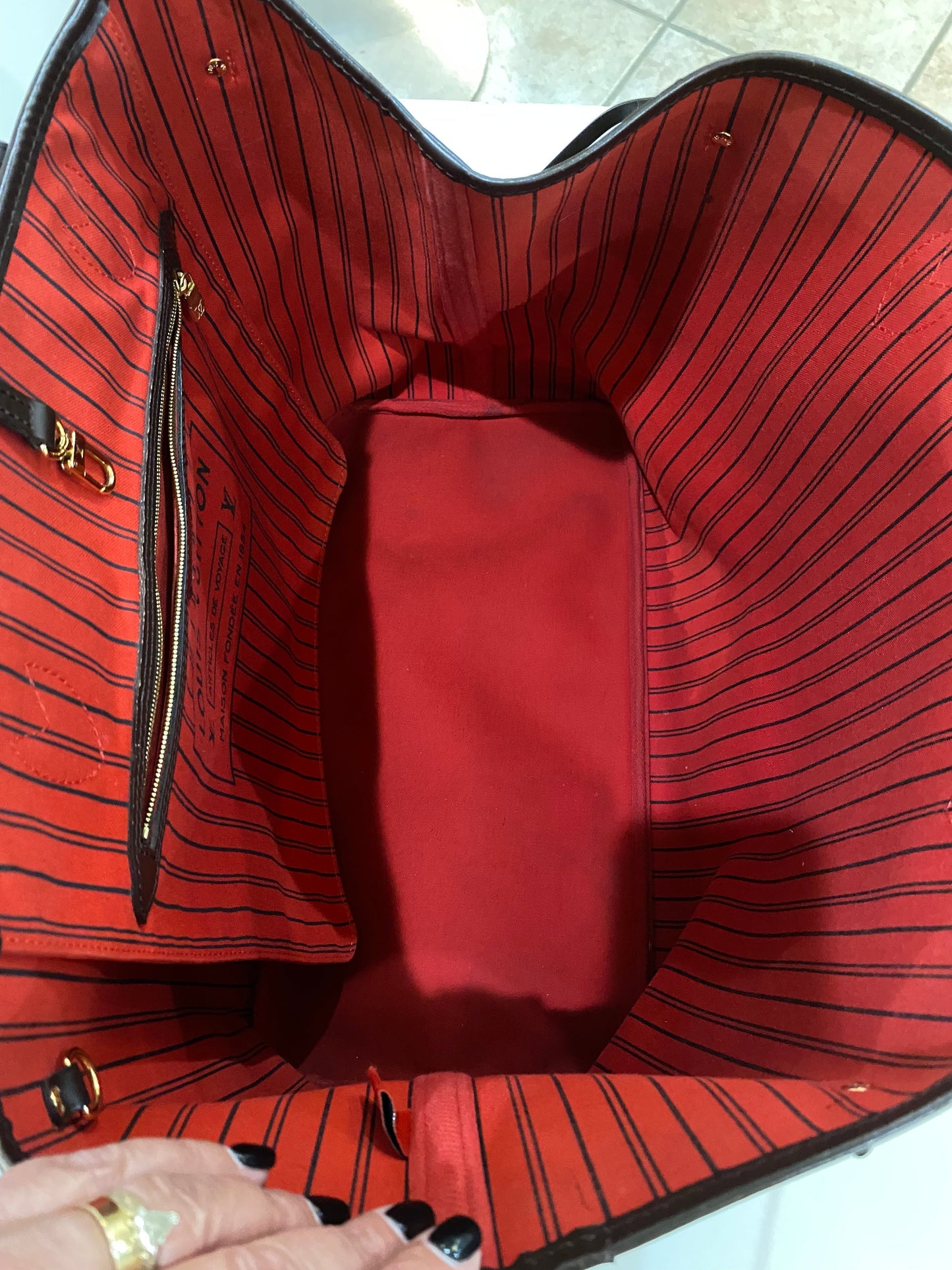 LOUIS VUITTON Damier Ebene GM Neverfull Tote